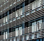 Dynamic Facades: Buildings Show Off New Moves