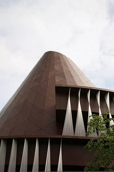 Serpentine Unveils Design