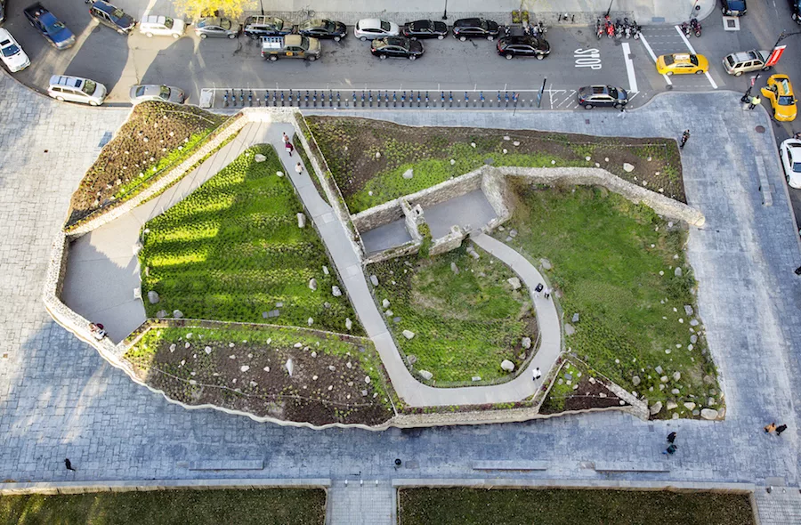 Irish-Hunger-Memorial-CTA-Architects-SiteWorks-NYC-00002.jpg