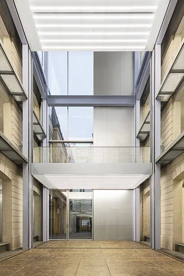 OMA Lafayette Paris