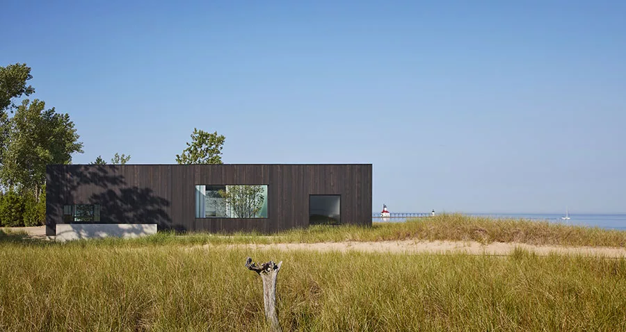 Courtyard House by John Ronan Architects