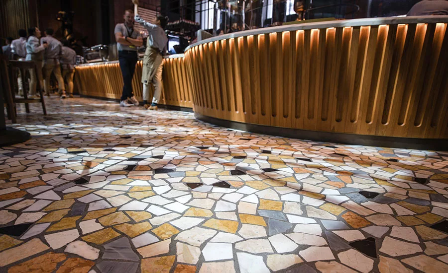 Starbucks Open First Store in Milan