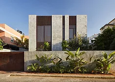 LM House