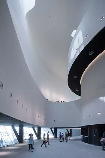 Weiwuying National Center
