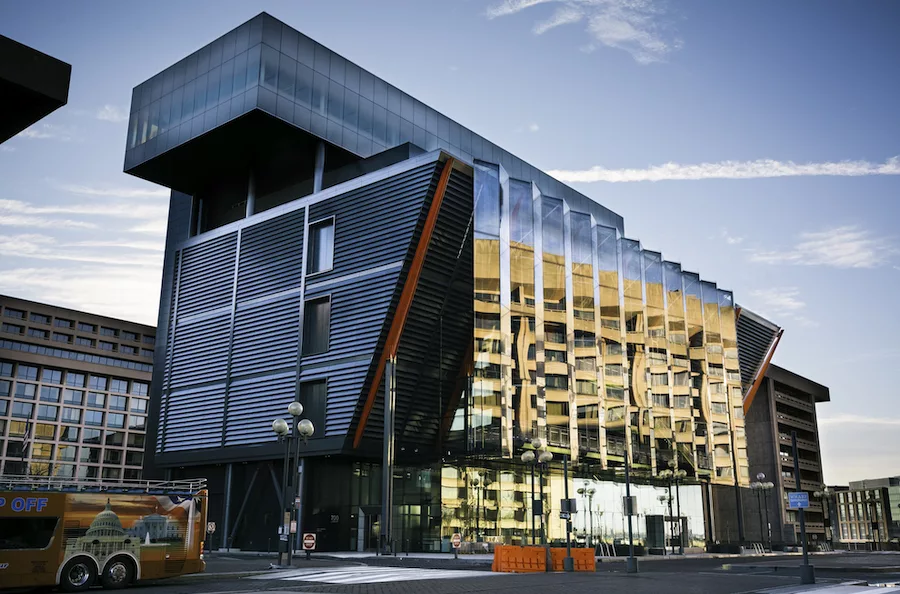 01-SPY-Exterior-3-Dominique-Munoz-for-the-International-Spy-Museum.jpg