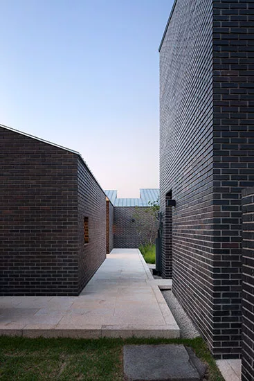Willow House