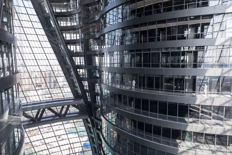 Leeza SOHO reopens after sanitation