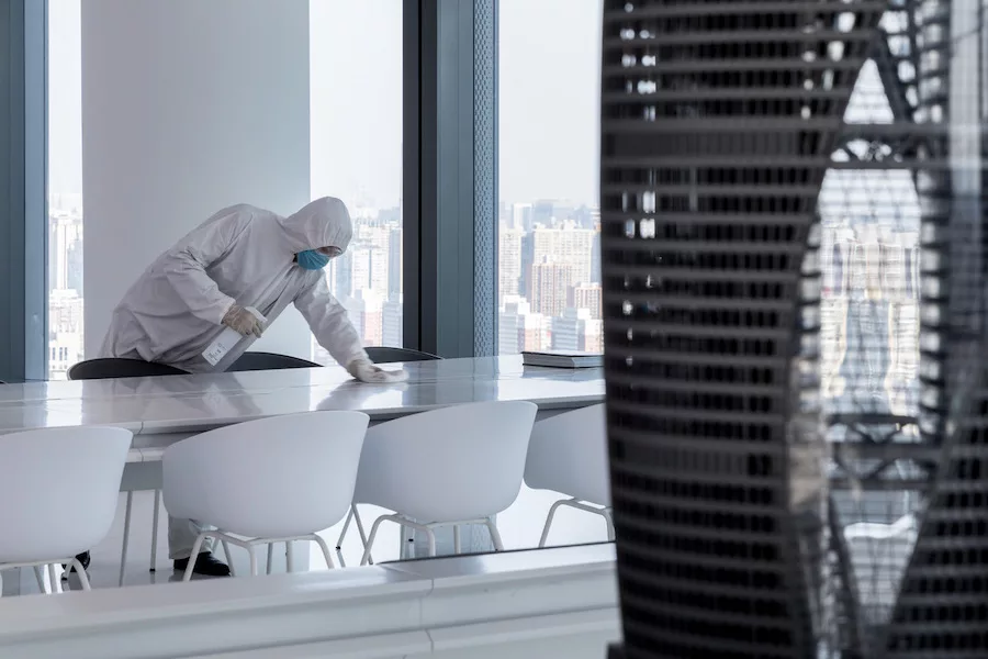 Leeza SOHO reopens after sanitation