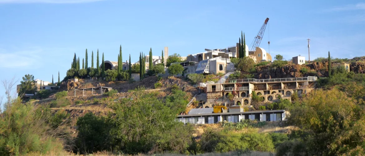 Arcosanti-ft.jpg