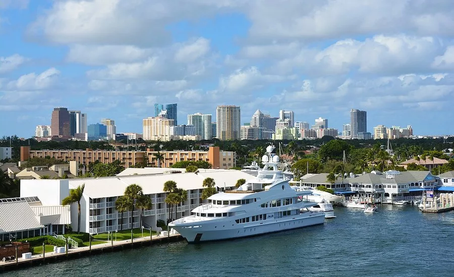 Skyline_of_Fort_Lauderdale_Nov-15-Keano-Manu-main.jpg
