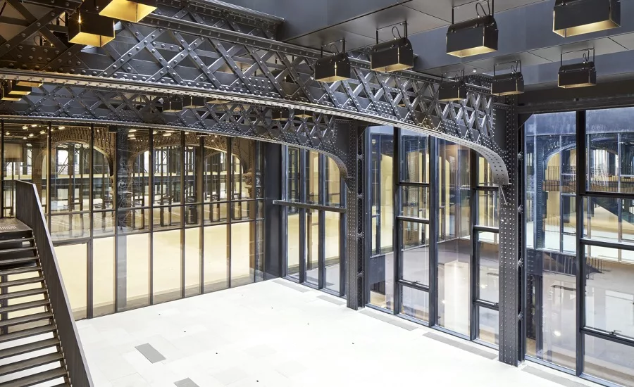 La Poste-Paris