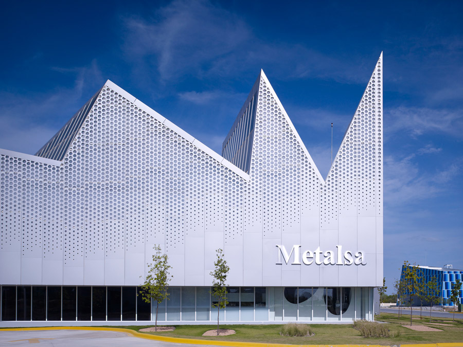 Metalsa Center by Brooks Scarpa.