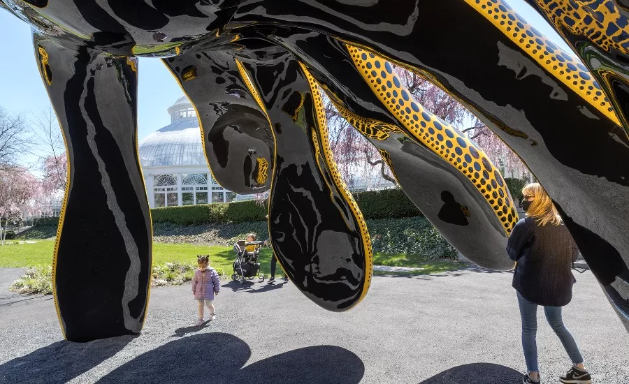 2-Yayoi-Kusama-NYBG-Photo-Danica-O-Kus-003.jpeg