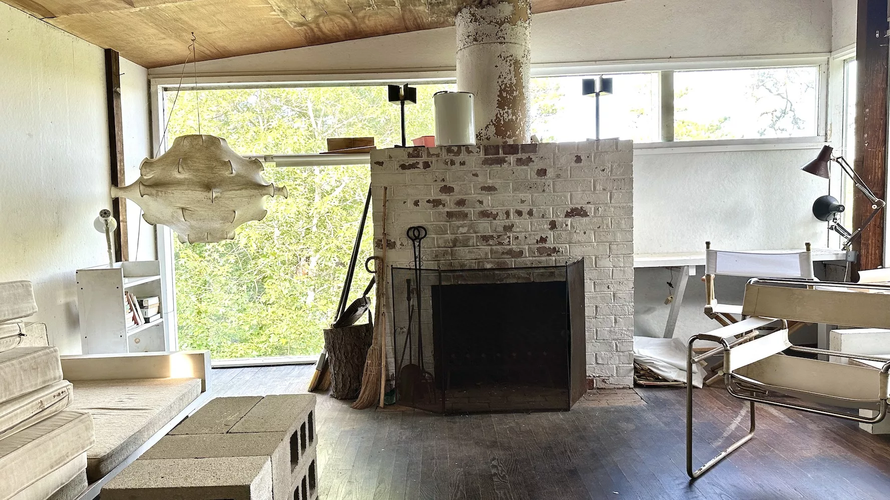 8. Livingroom, main house. 2023. Photo Marta Kuzma.jpg