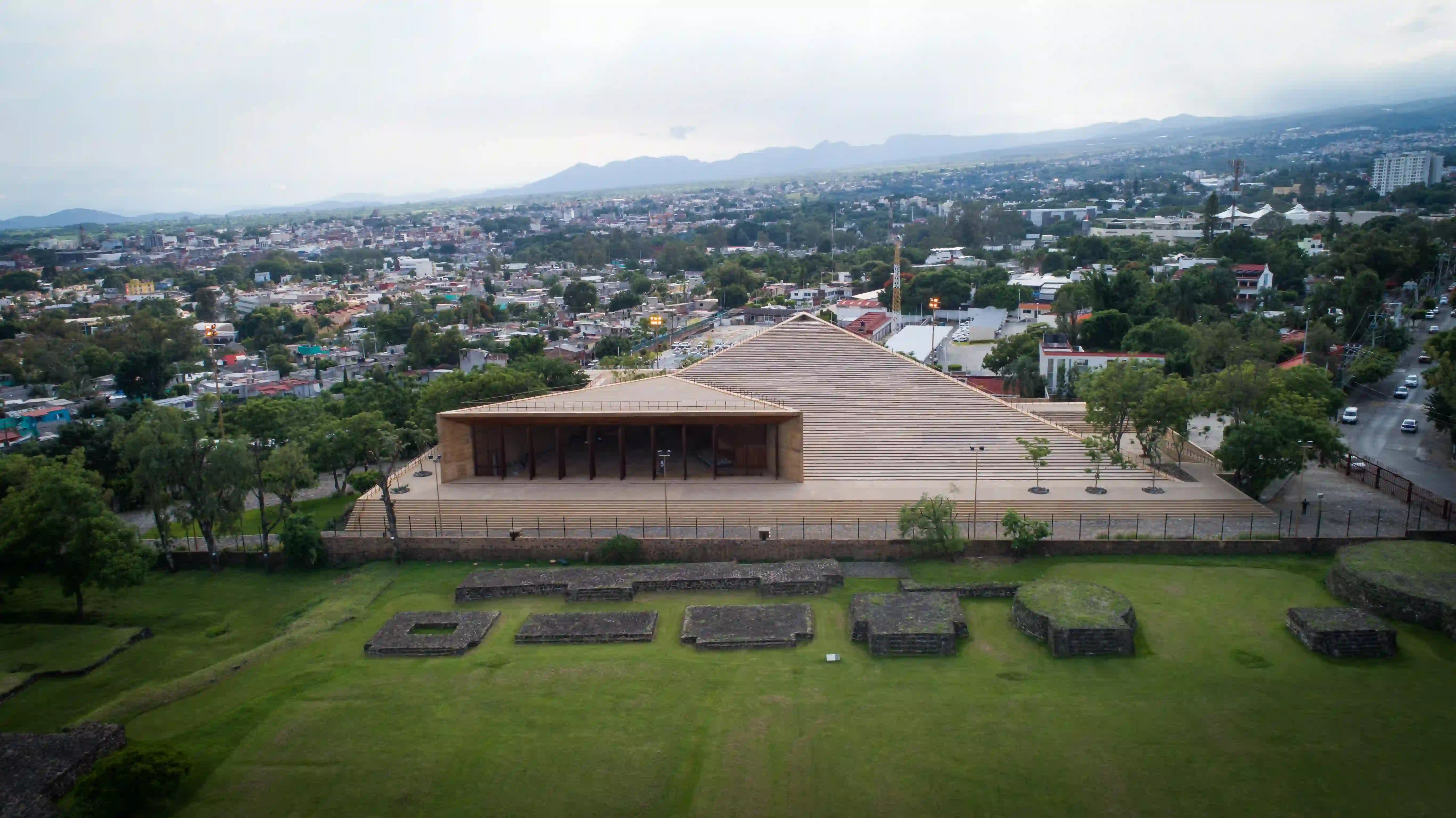 PRODUCTURA Cultural Center