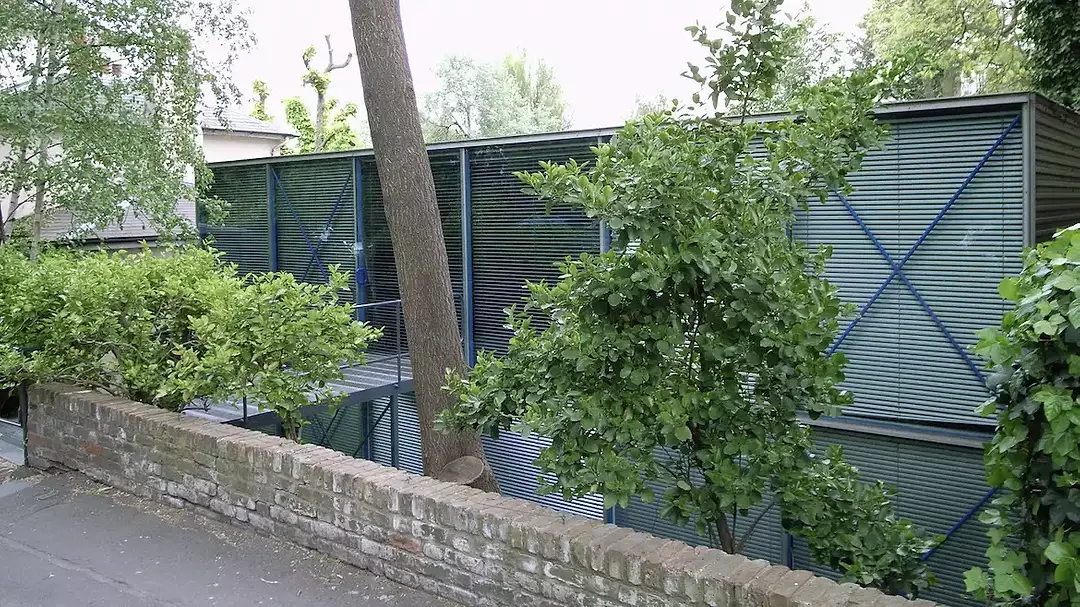 Hopkins House in Hamstead, London