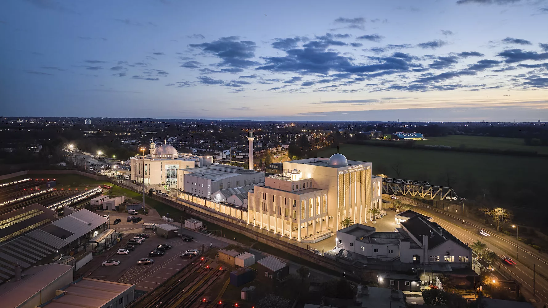 Baitul Futuh Mosque
