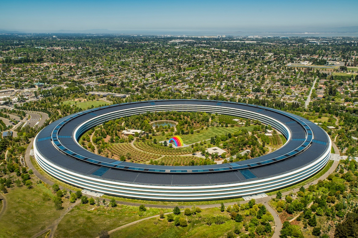 aerial view of apple's headquarters in silicon valley