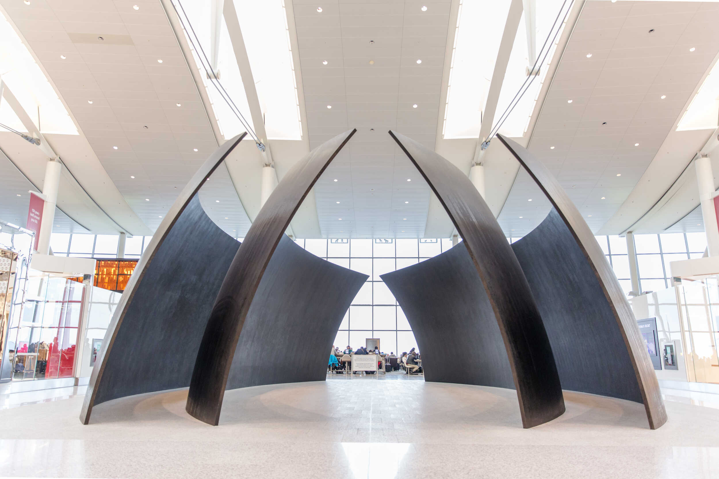 Richard Serra - Figure 4
