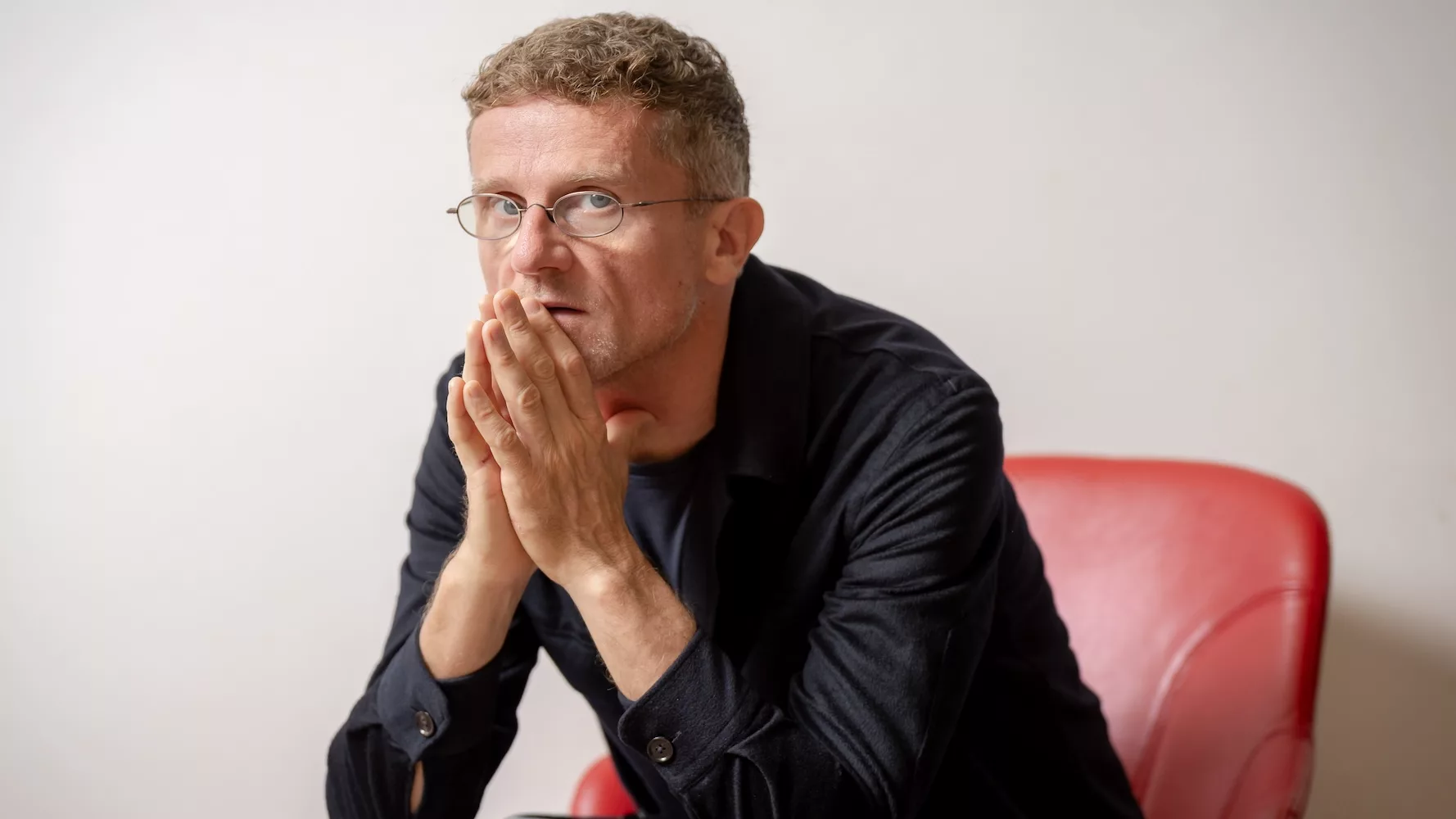 Carlo Ratti_Curatore Biennale Architettura 2025_Phto by Andrea Avezzu'_4308.jpg