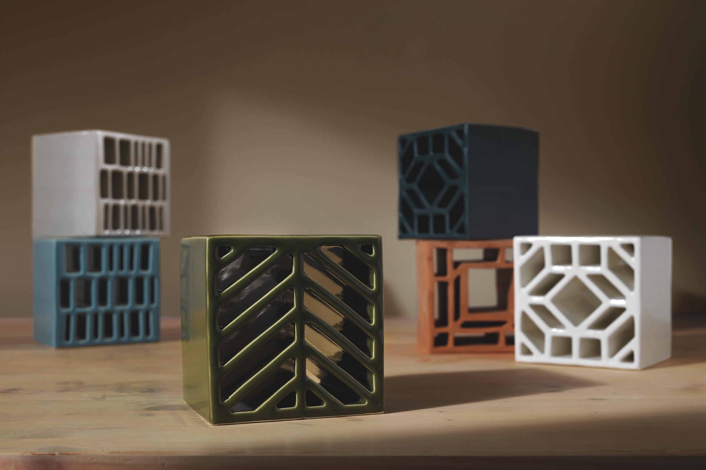 Image of tile and ceramic partition.