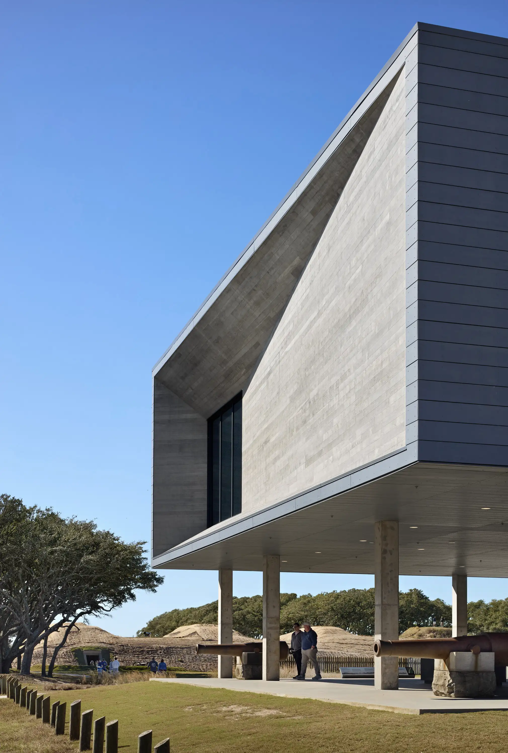 fort fisher visitor center
