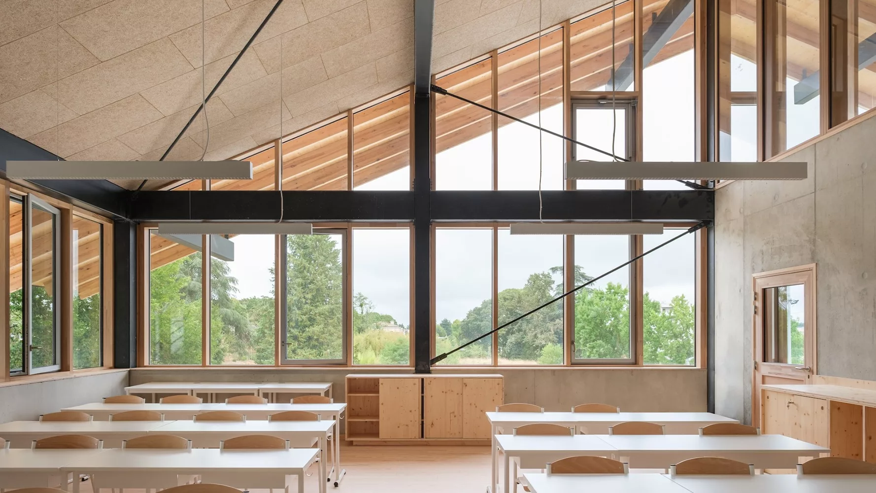 Groupe Scolaire Saint-Exupéry in Gradignan, France, by Fagart Fontana and Ateliers Mathieu Laporte. 