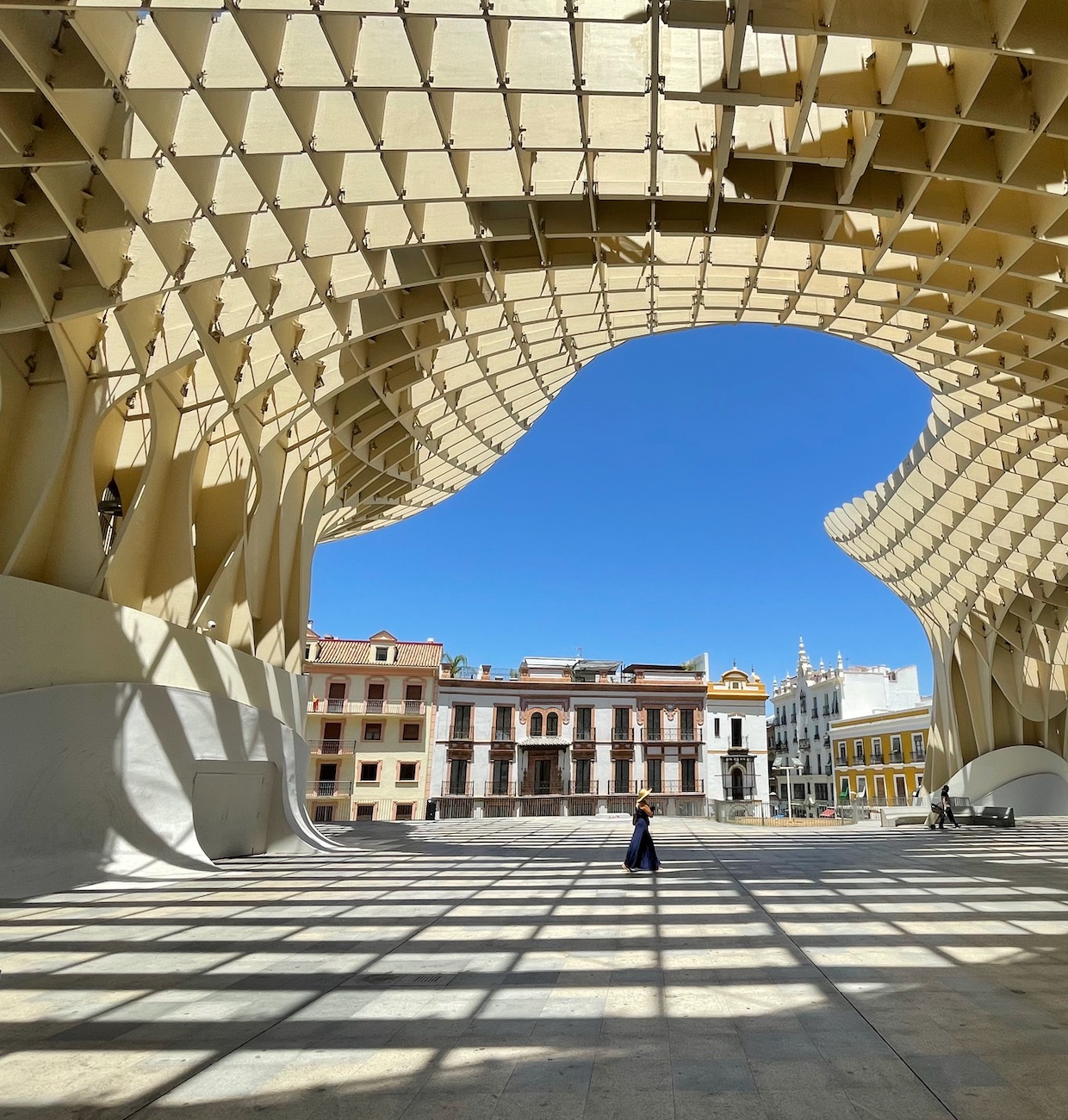 High Noon Square