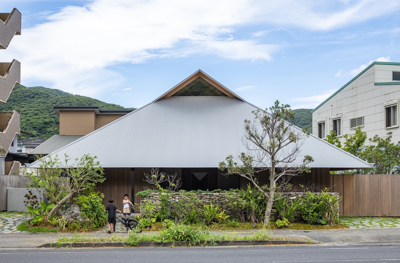 Sakai House