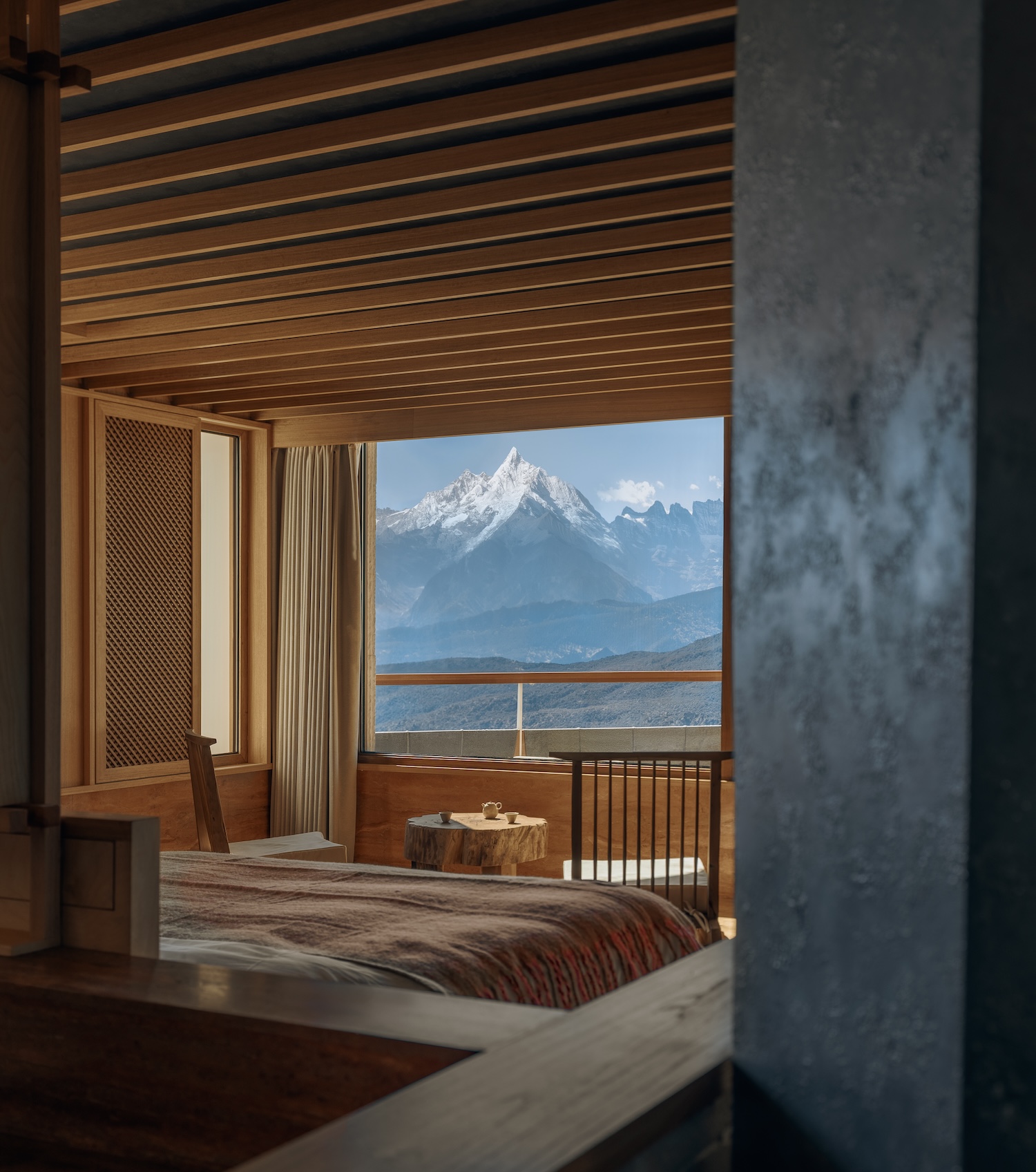 Kawagebo Snow Mountain Hotel 