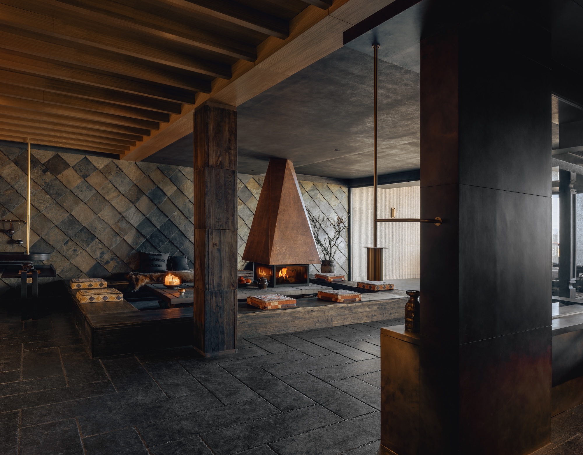 Kawagebo Snow Mountain Hotel 