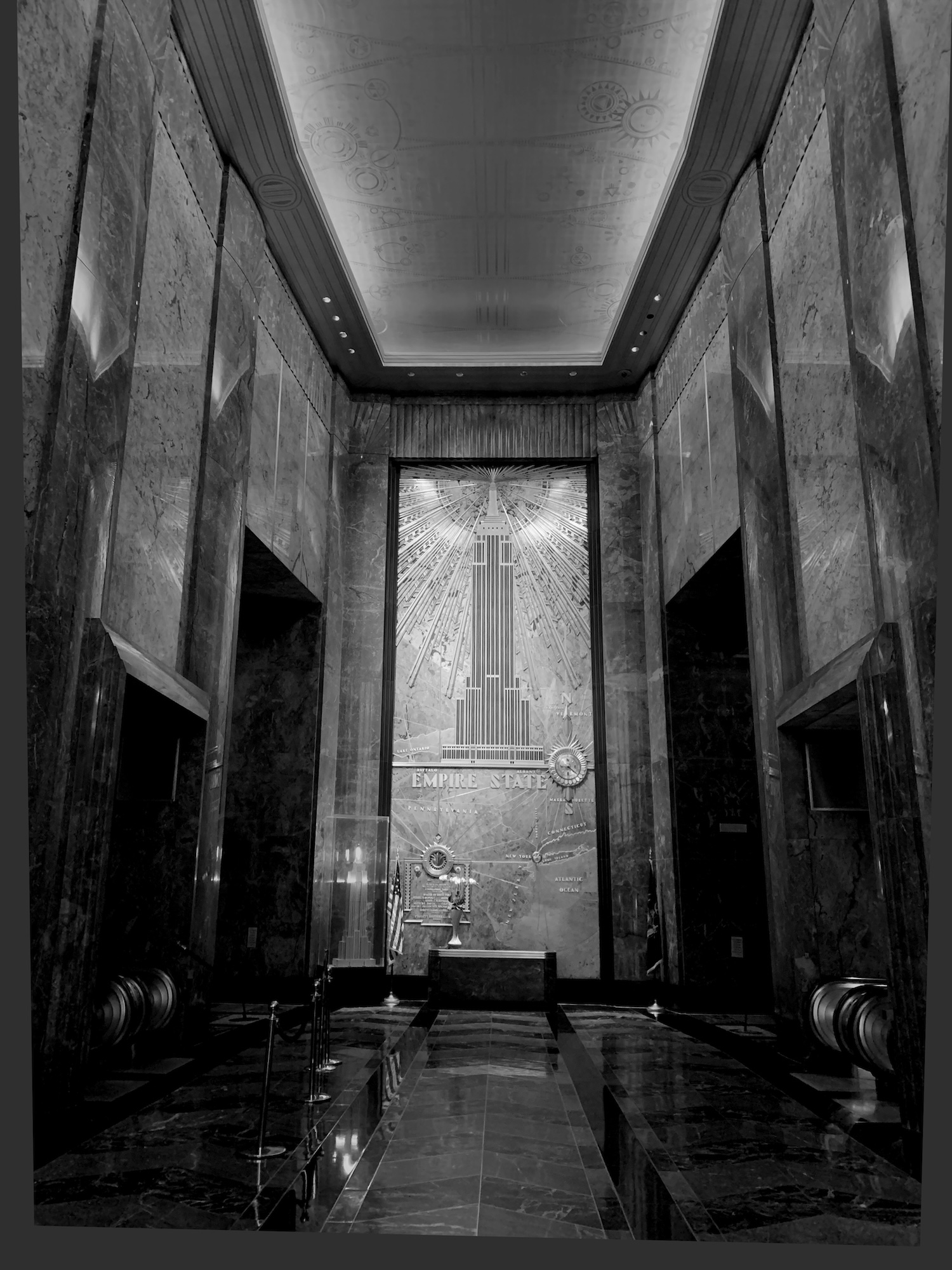 grand lobby, empire state building