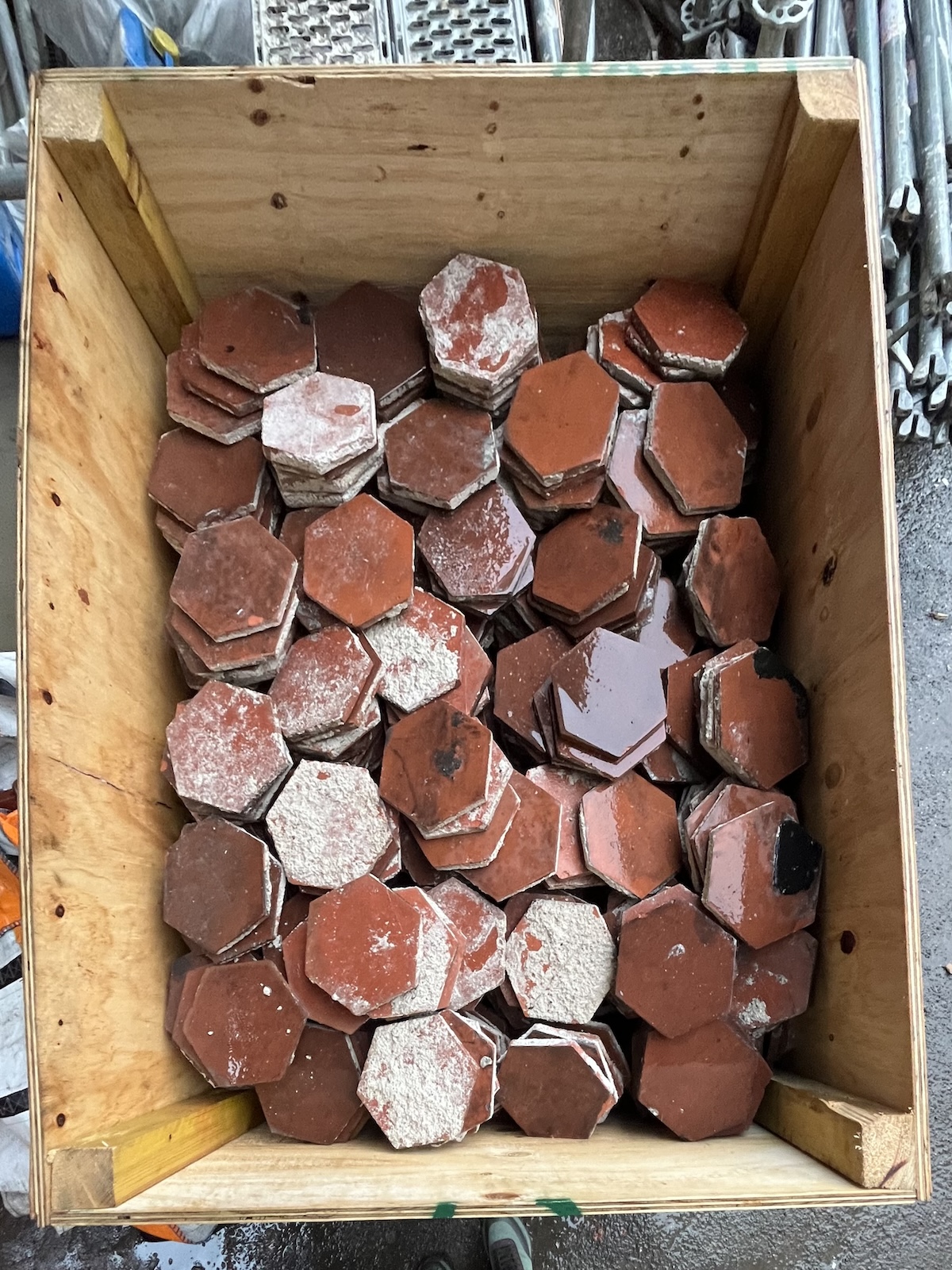 Caserne Exelmans salvage.