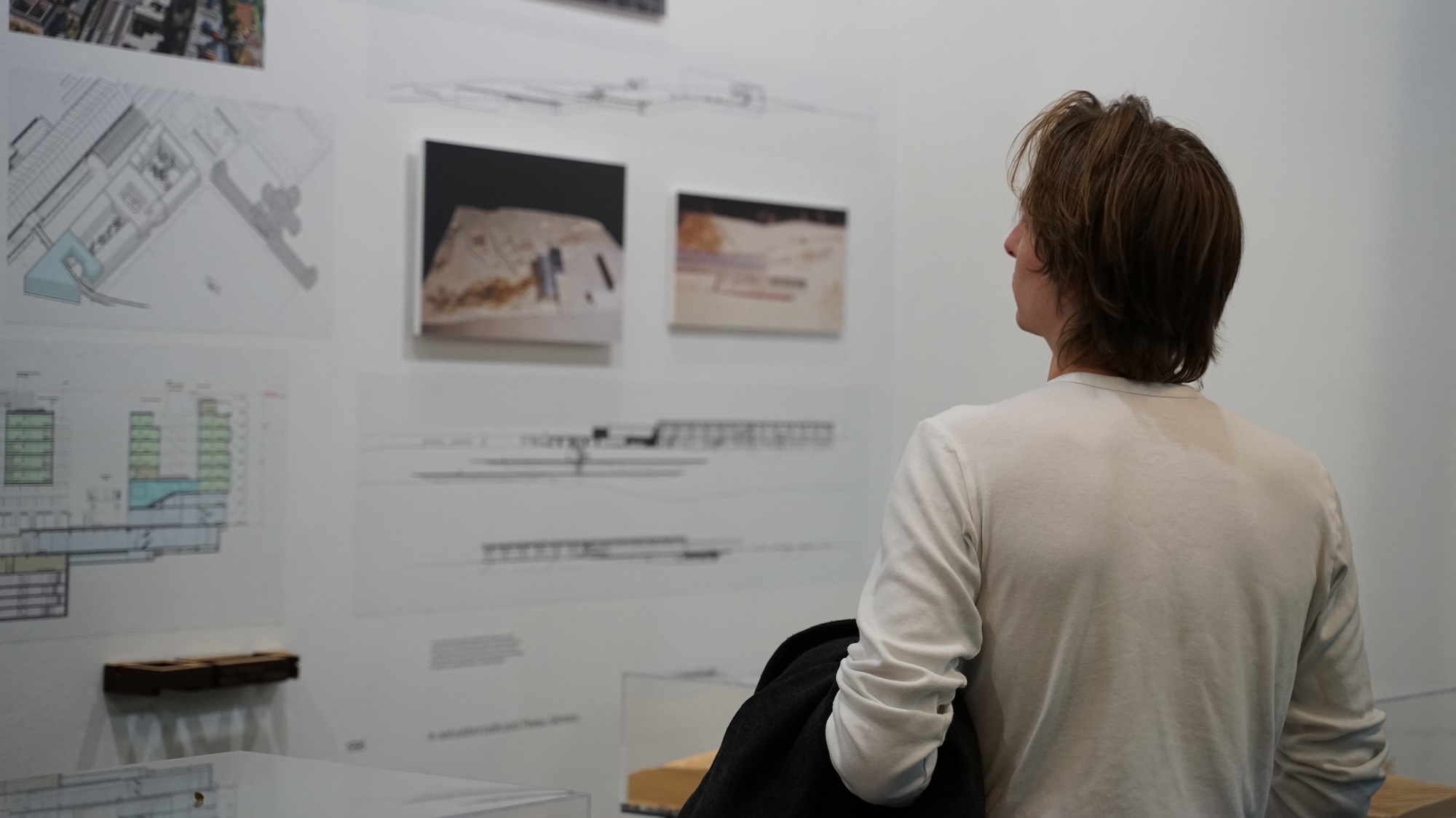 opening, architecture of connection