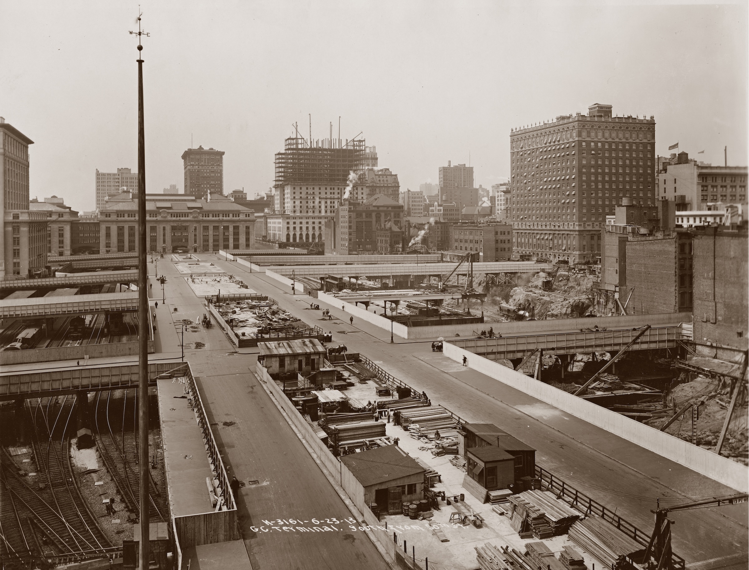 Construction photo of Grand Central Terminal.