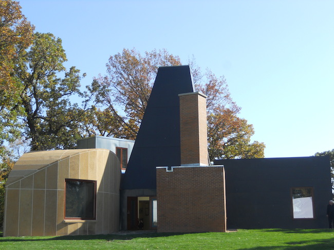 Winton Guest House Frank Gehry