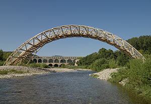 Shigeru Ban has designed a temporary bridge over the Gardon River