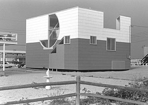 the Venturi-designed Lieb House